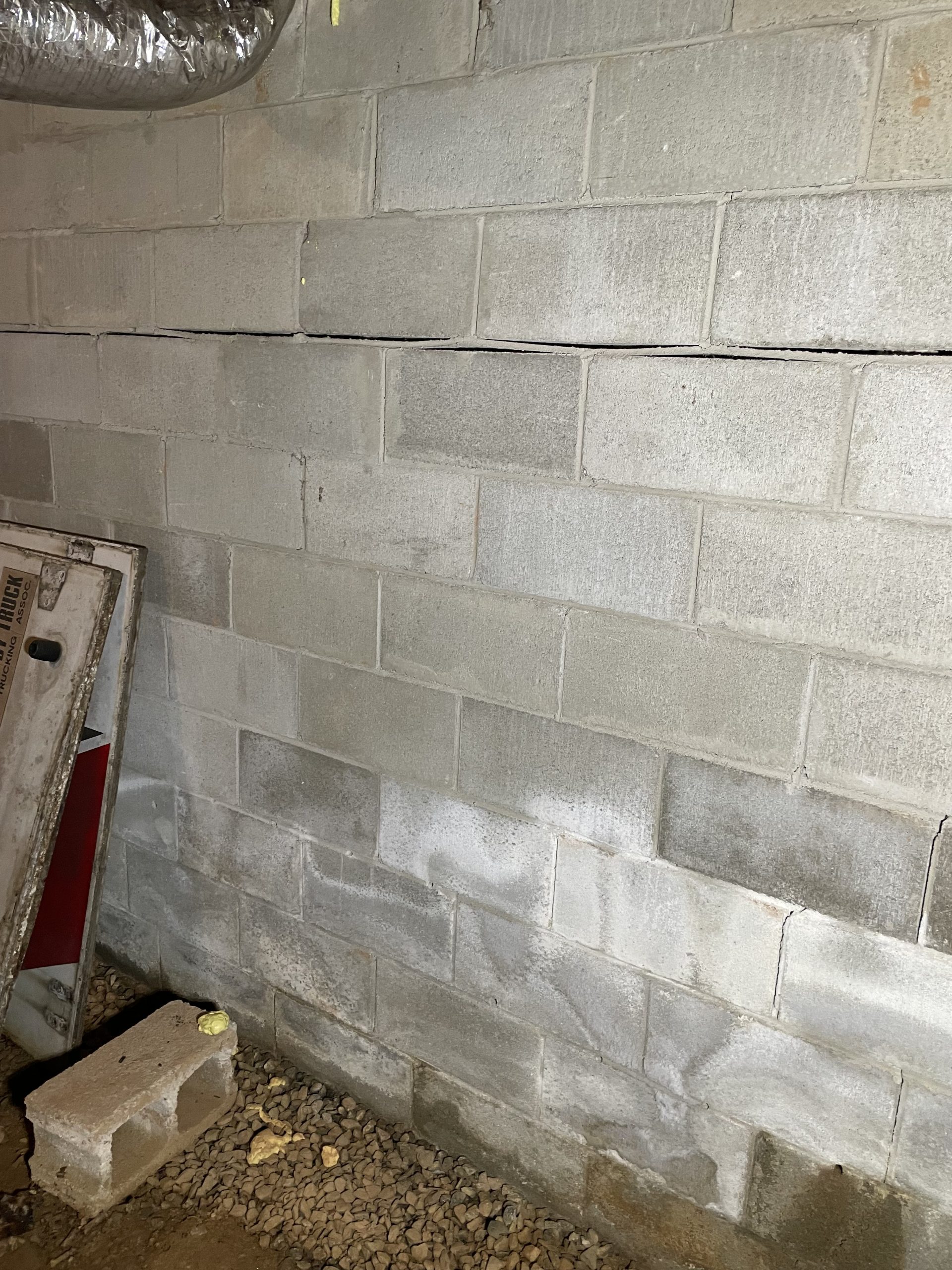 USR bowing wall crack bowing wall crack